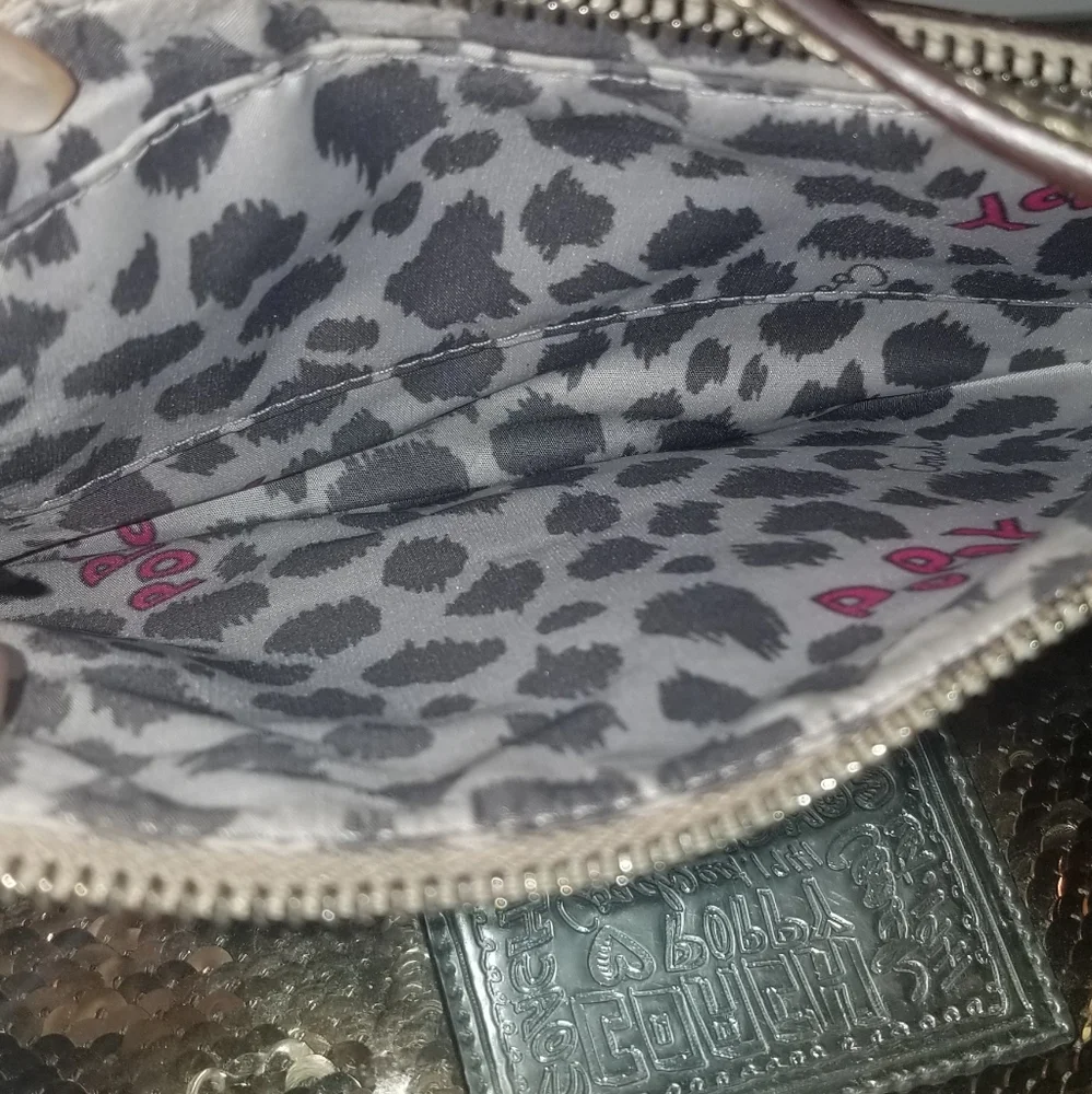 COACH Poppy Gold Sequined Large Clutch Wristlet - Picture 9 of 9